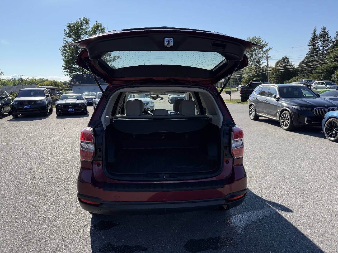 Used 2015 Subaru Forester 2.5i Premium w/ All-Weather Package AWD/4WD image 11