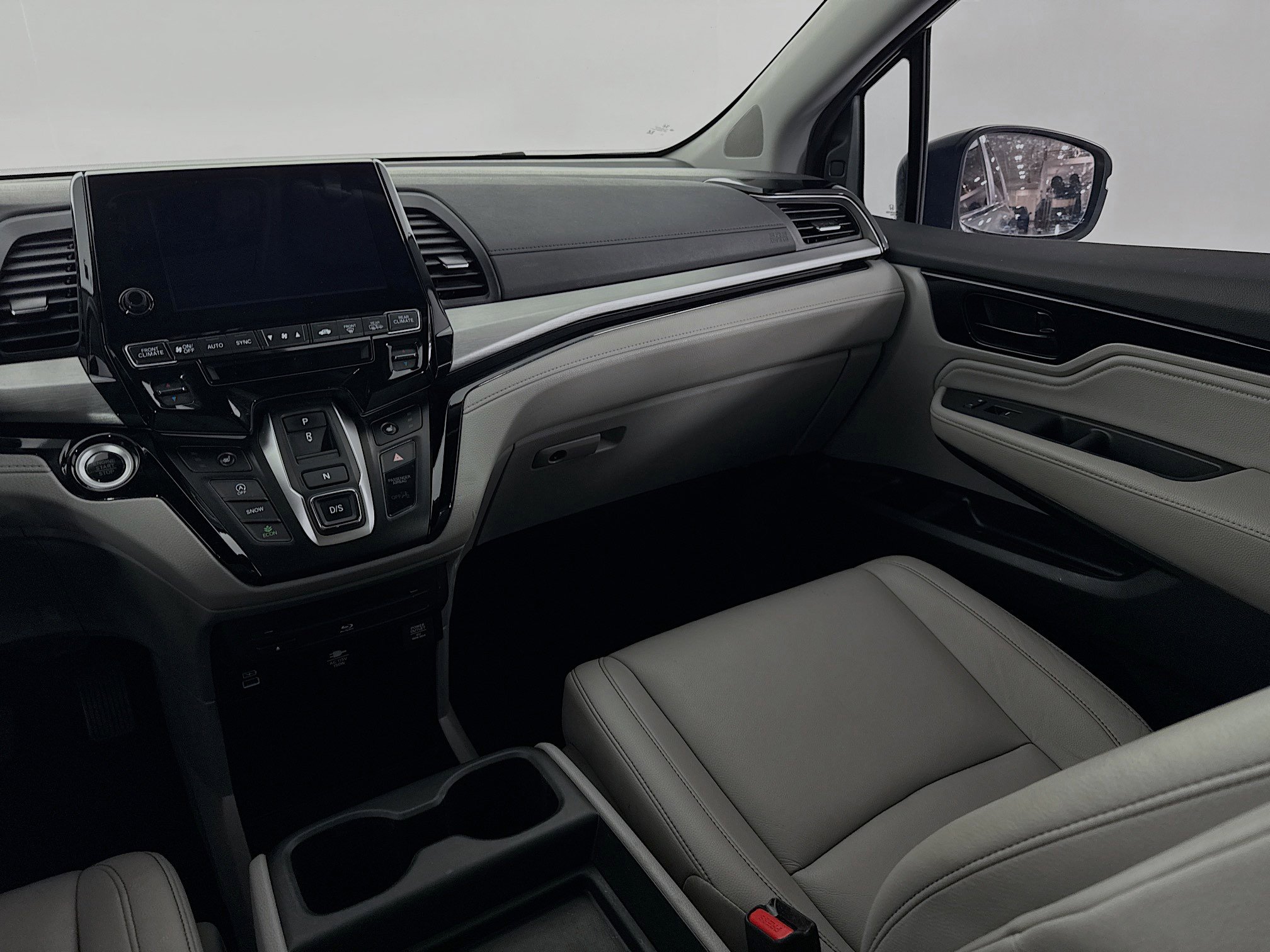 Certified 2023 Honda Odyssey Touring image 24