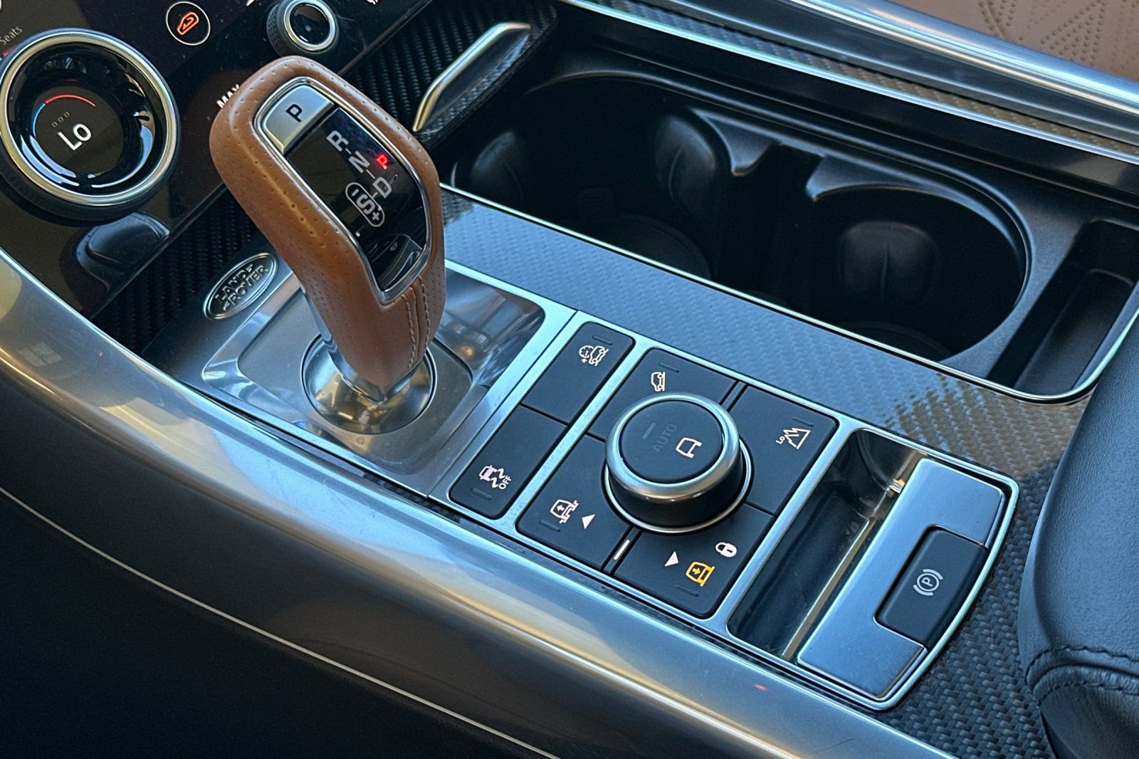 Used 2022 Land Rover Range Rover Sport SVR image 27