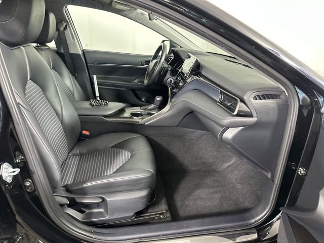 Used 2024 Toyota Camry SE image 28