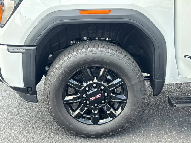 New 2026 GMC Sierra 2500 AT4 w/ AT4 Premium Plus Package AWD/4WD image 28