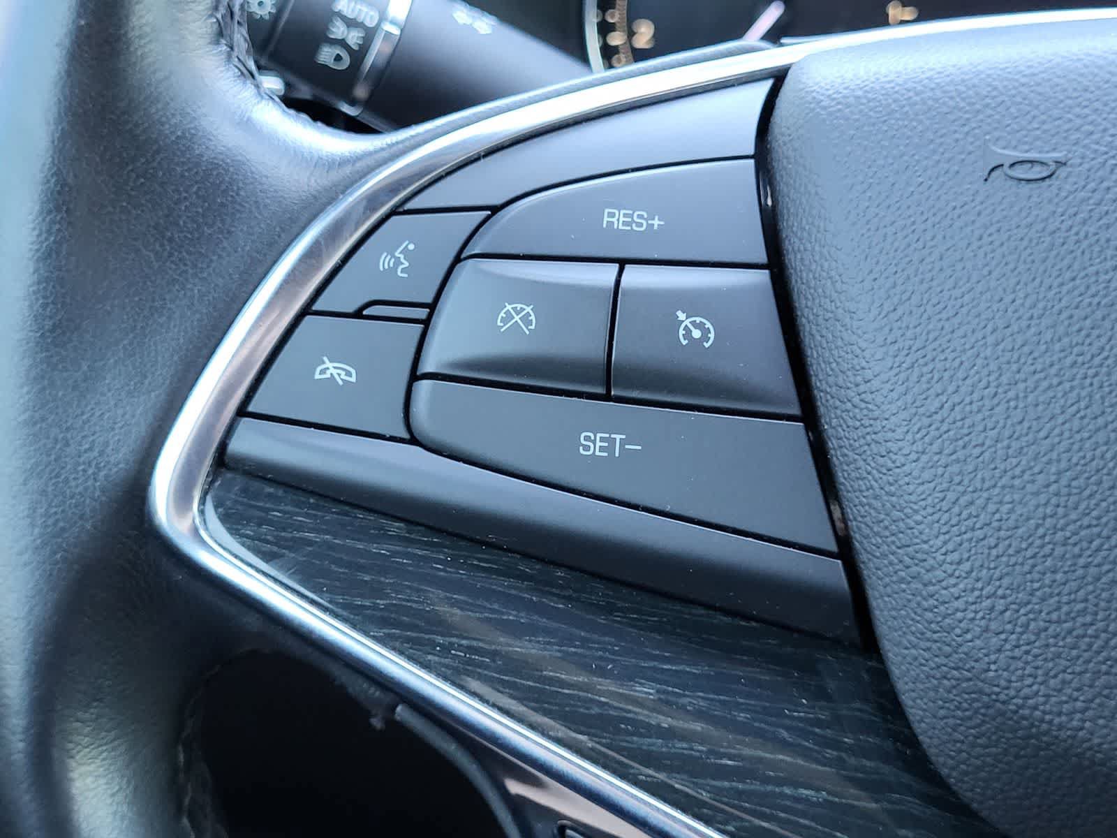 Used 2020 Cadillac XT5 Premium Luxury FWD image 18