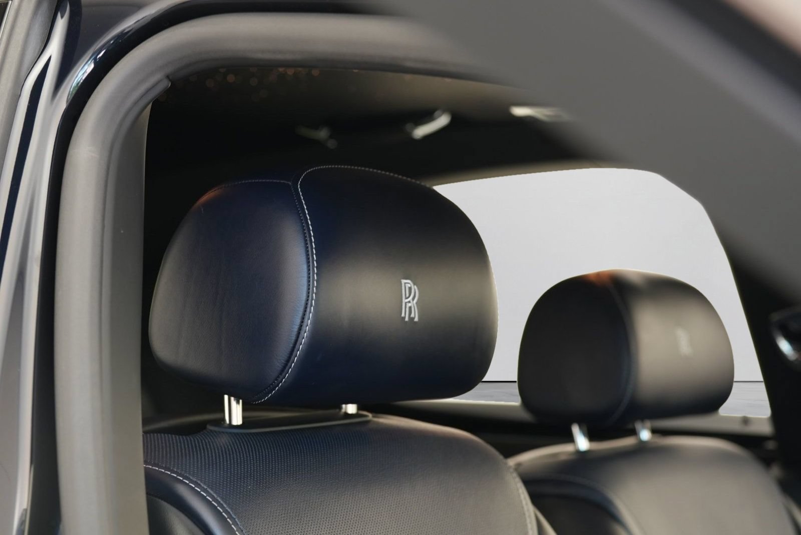 Certified 2020 Rolls-Royce Ghost RWD image 46