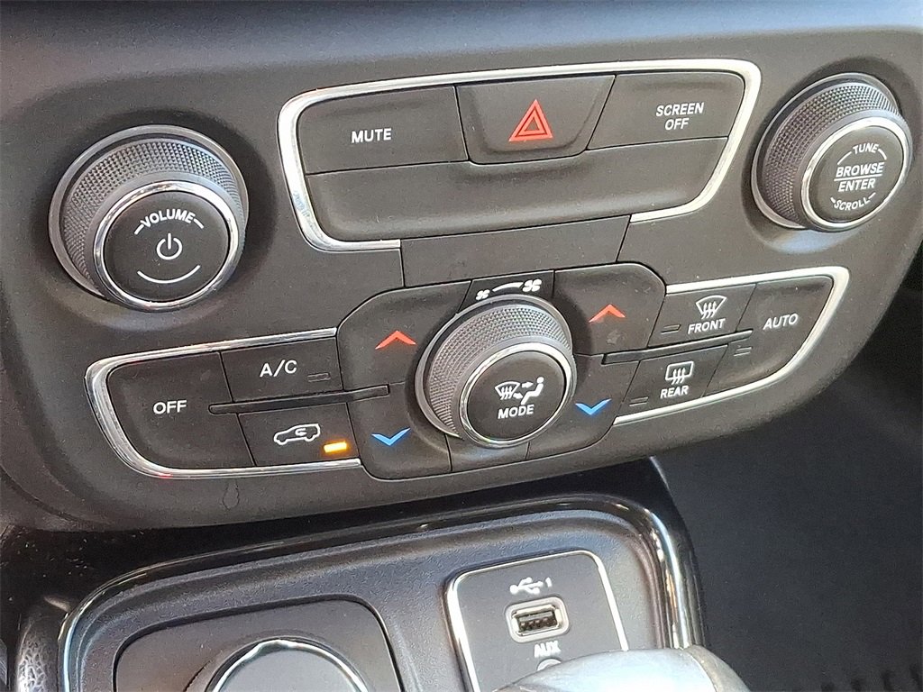 Used 2020 Jeep Compass Limited w/ Rear Convenience Group image 15