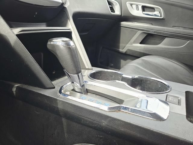 Used 2016 Chevrolet Equinox LTZ w/ Enhanced Convenience Package AWD/4WD image 18