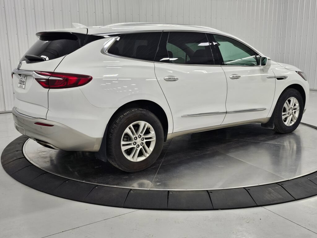 Used 2020 Buick Enclave Essence w/ Sound and Sites Package AWD/4WD image 5