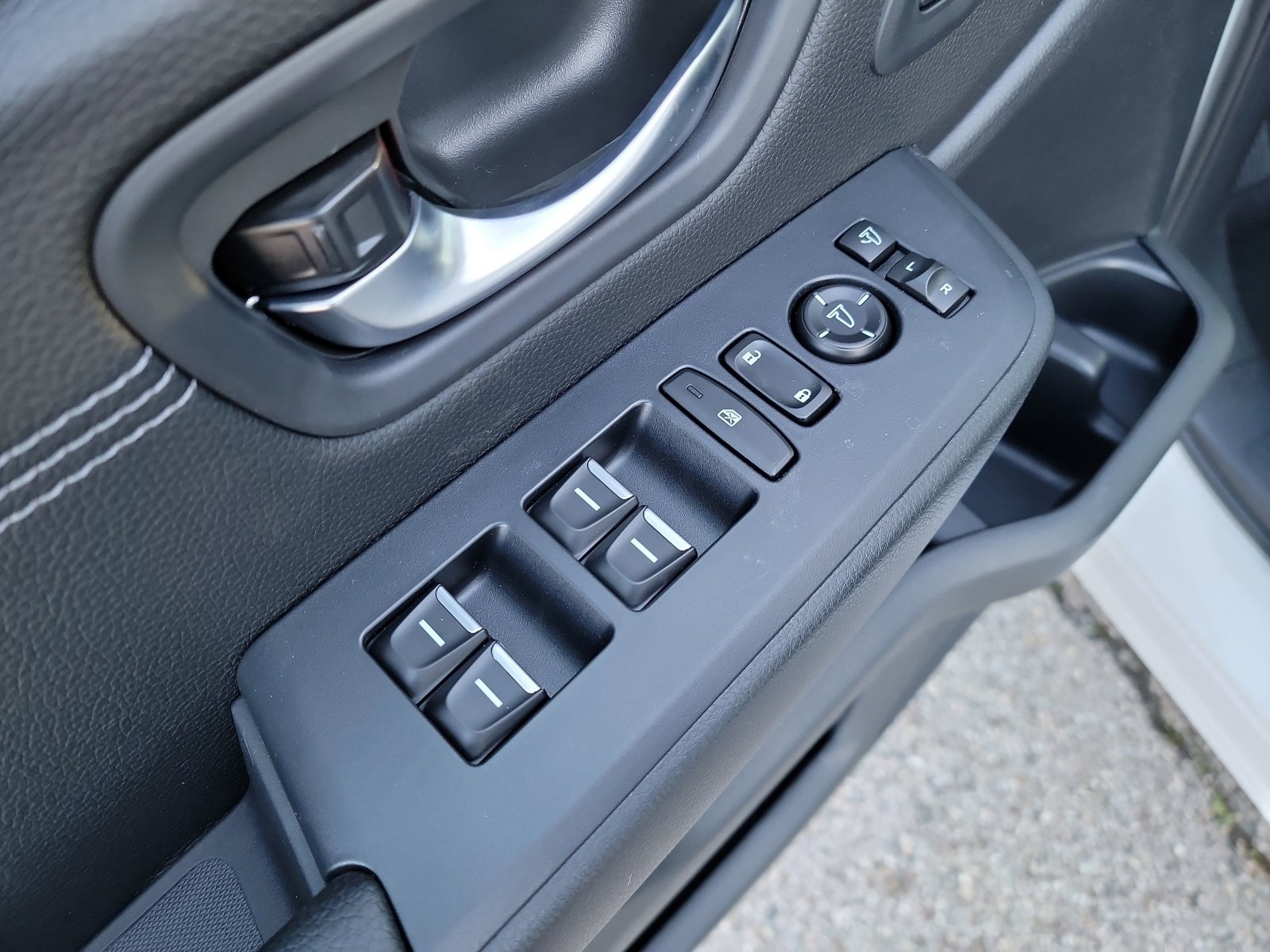 New 2026 Honda Pilot image 14