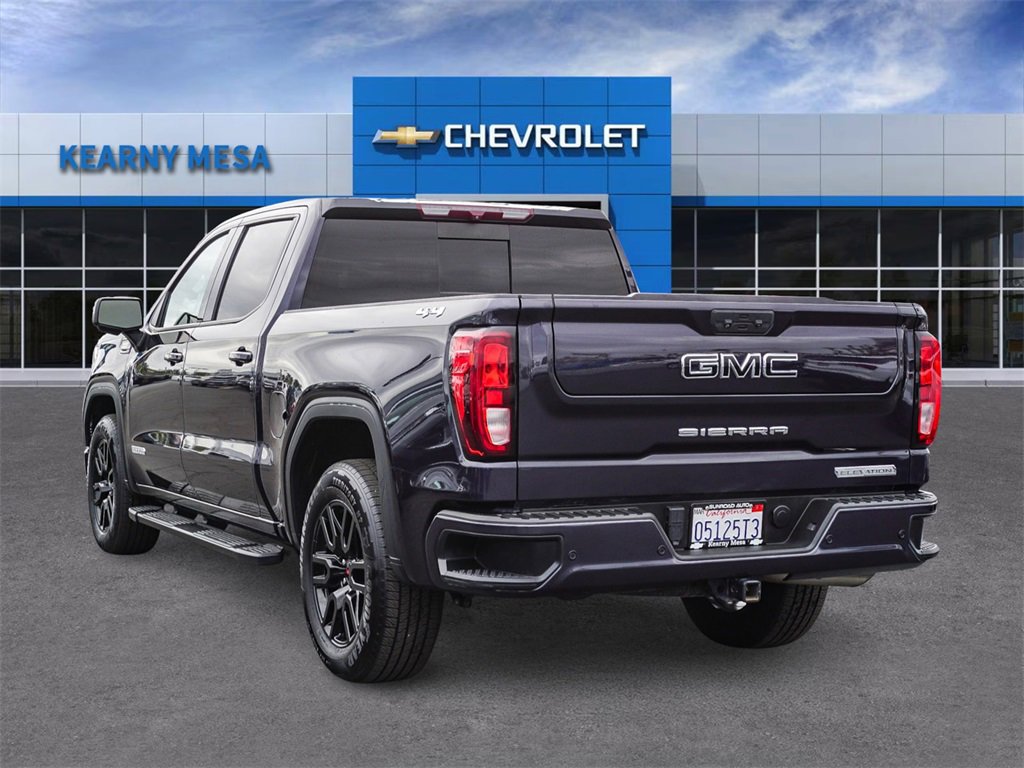 Used 2022 GMC Sierra 1500 Elevation w/ Elevation Premium Package image 4