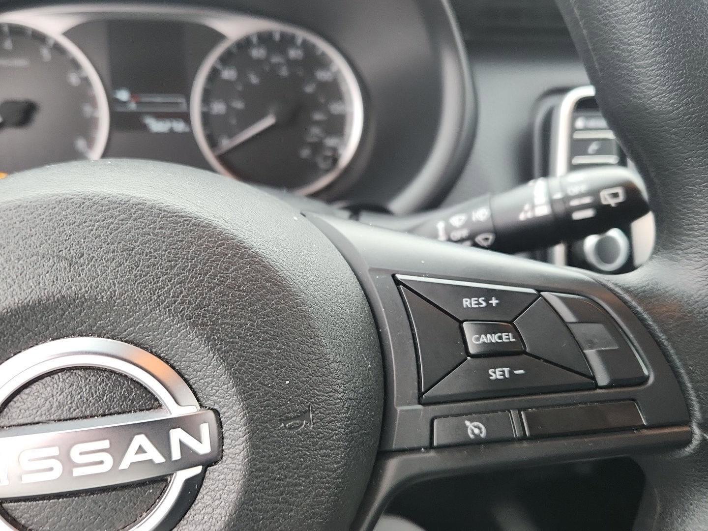 Used 2024 Nissan Kicks S image 14