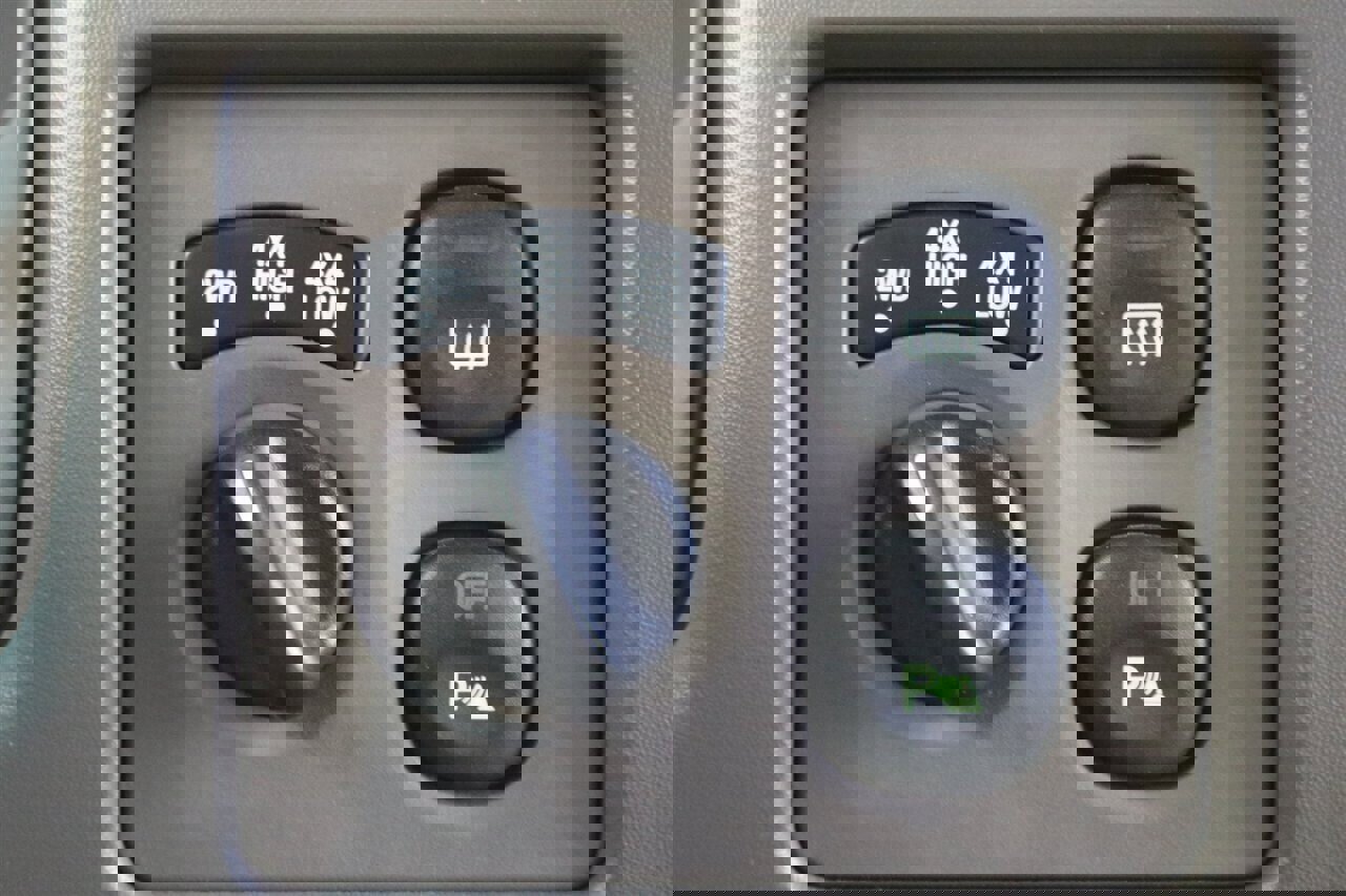 Used 2002 Ford Excursion Limited image 90