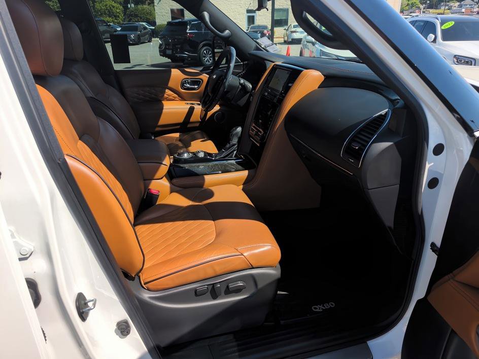 Used 2021 INFINITI QX80 Sensory w/ All-Season Package AWD/4WD image 12
