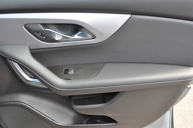 Used 2025 Chevrolet Blazer LT w/ Convenience Package image 25