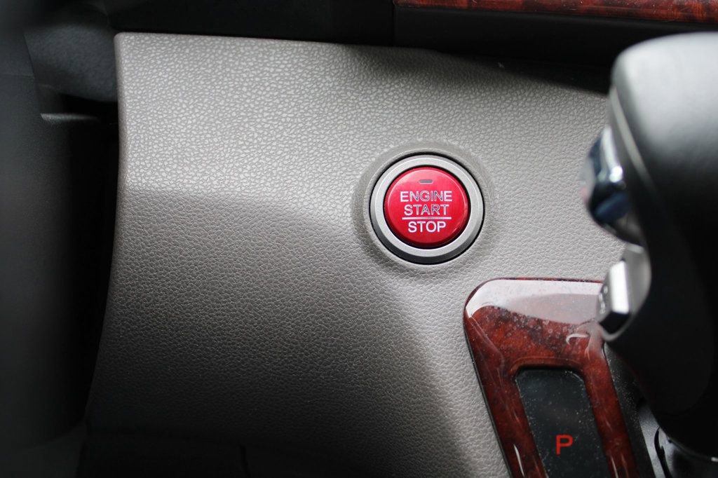 Used 2014 Honda Odyssey EX-L image 27