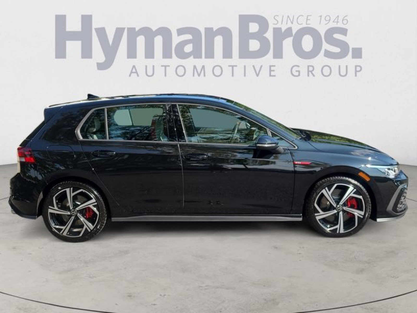 Used 2024 Volkswagen GTI SE FWD image 2