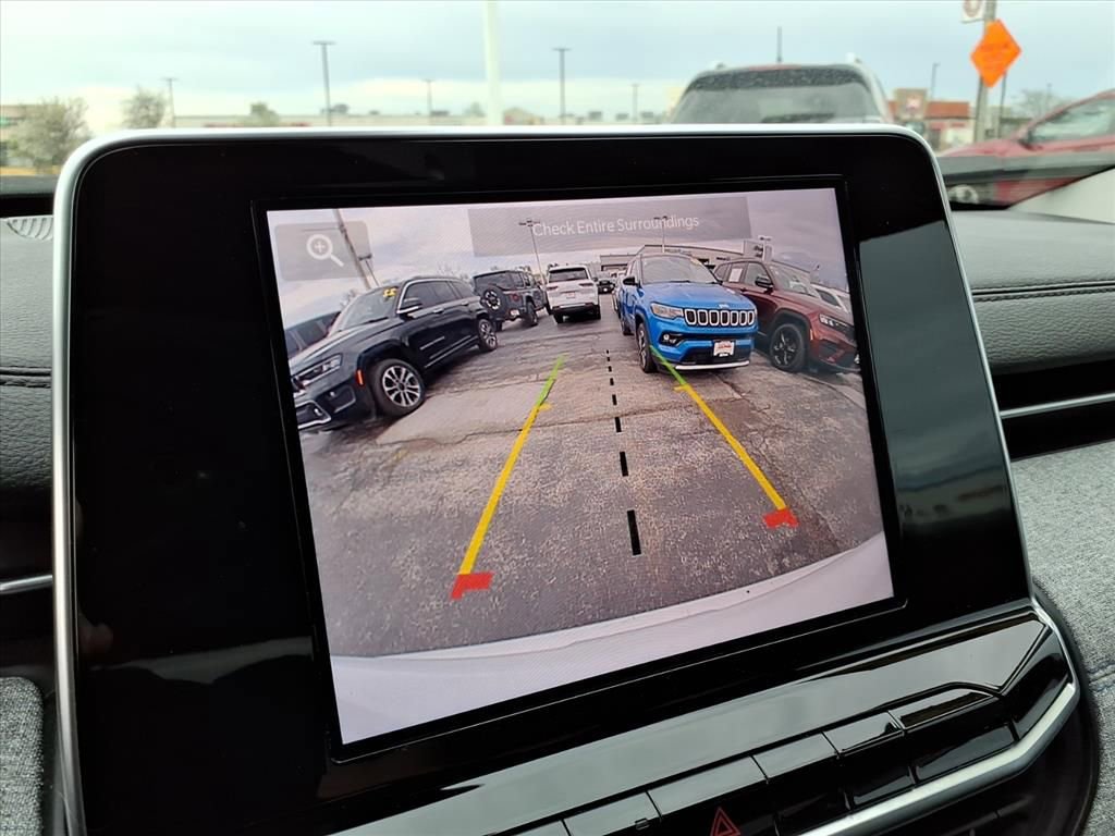 Certified 2022 Jeep Compass Latitude w/ Convenience Group image 17