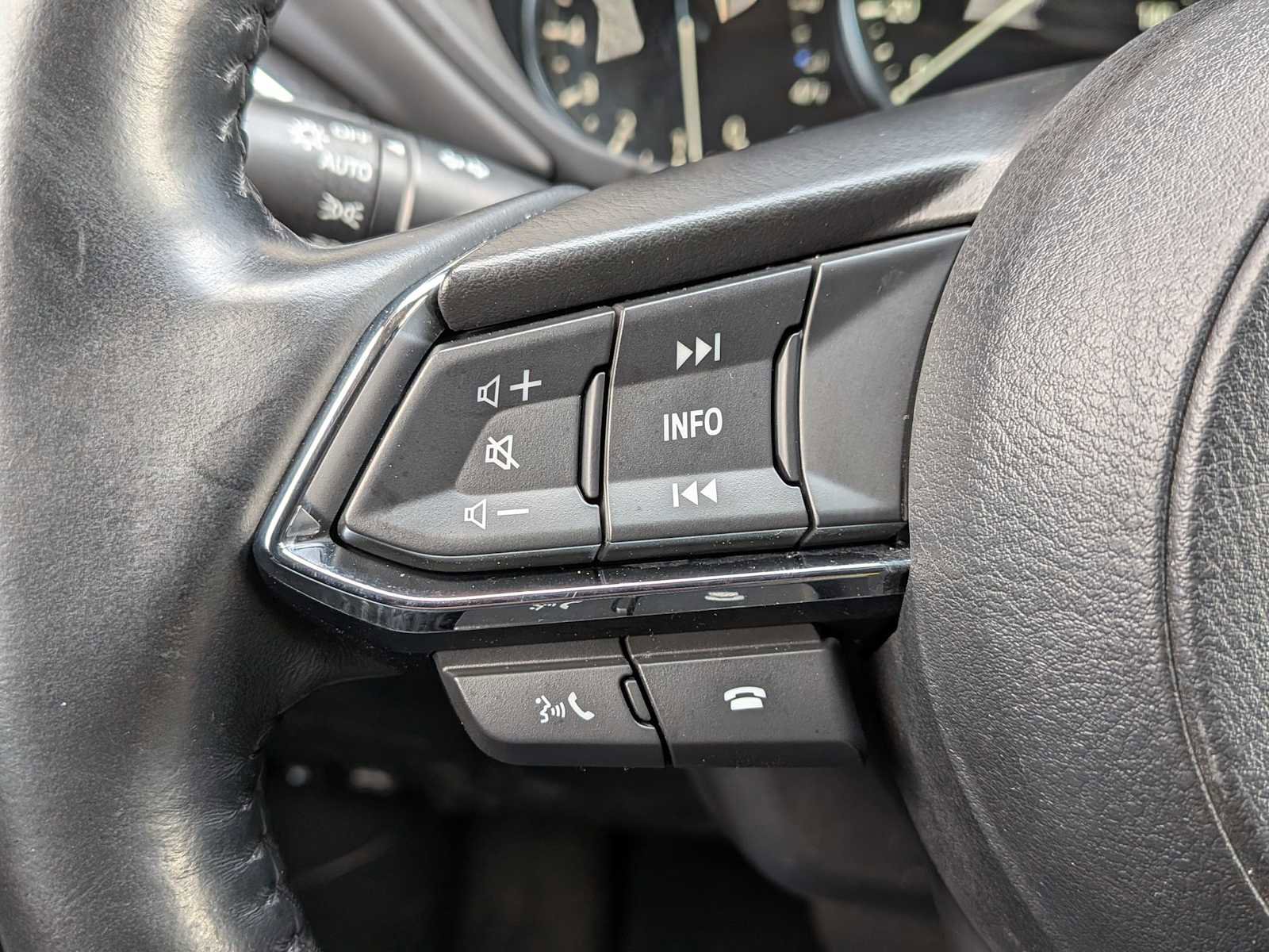 Used 2022 MAZDA CX-5 AWD 2.5 S w/ Premium Package image 24