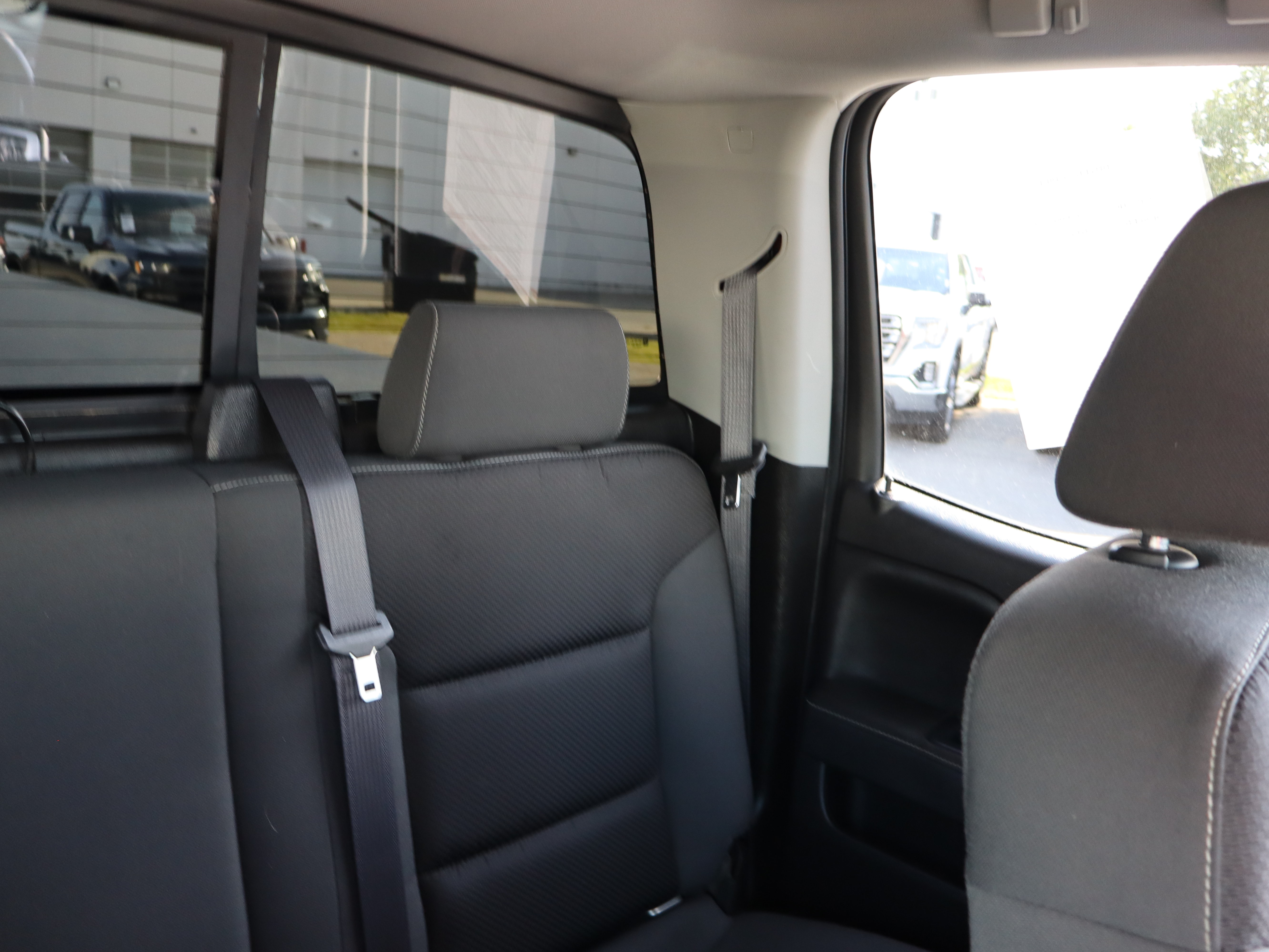 Used 2015 GMC Sierra 1500 SLE w/ SLE Value Package AWD/4WD image 14