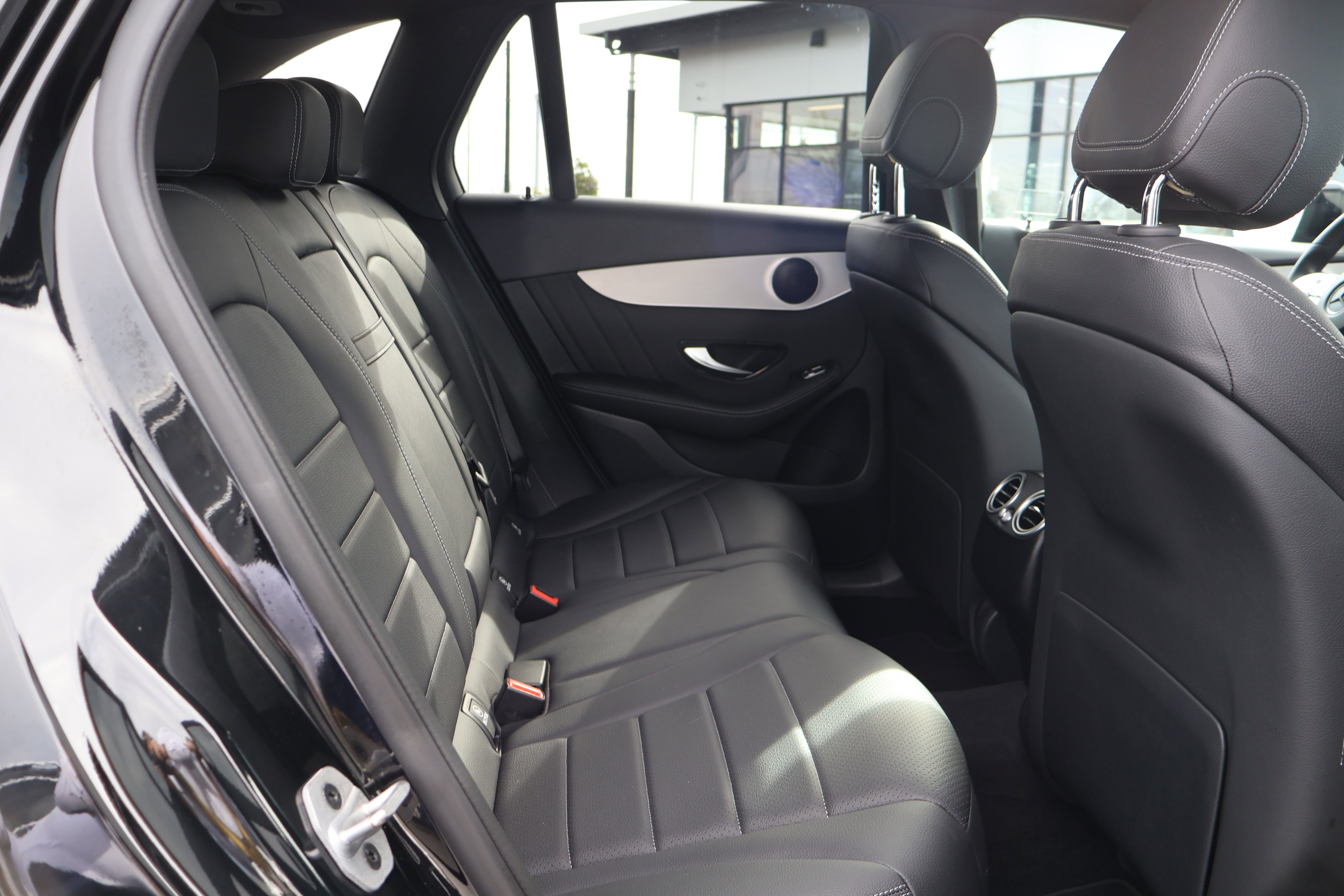 Certified 2022 Mercedes-Benz GLC 300 image 24