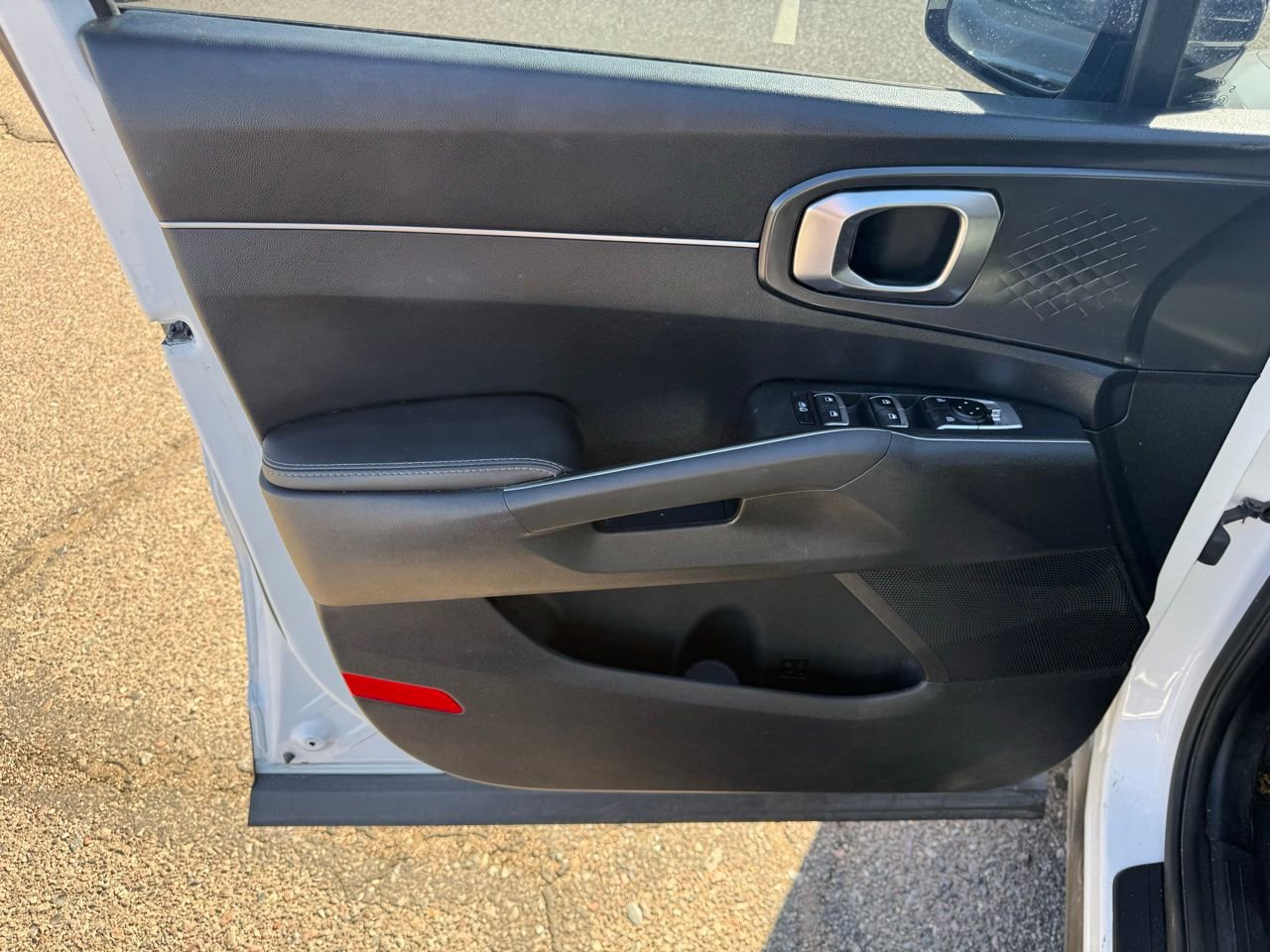 Used 2021 Kia Sorento S w/ Panoramic Sunroof Package image 16