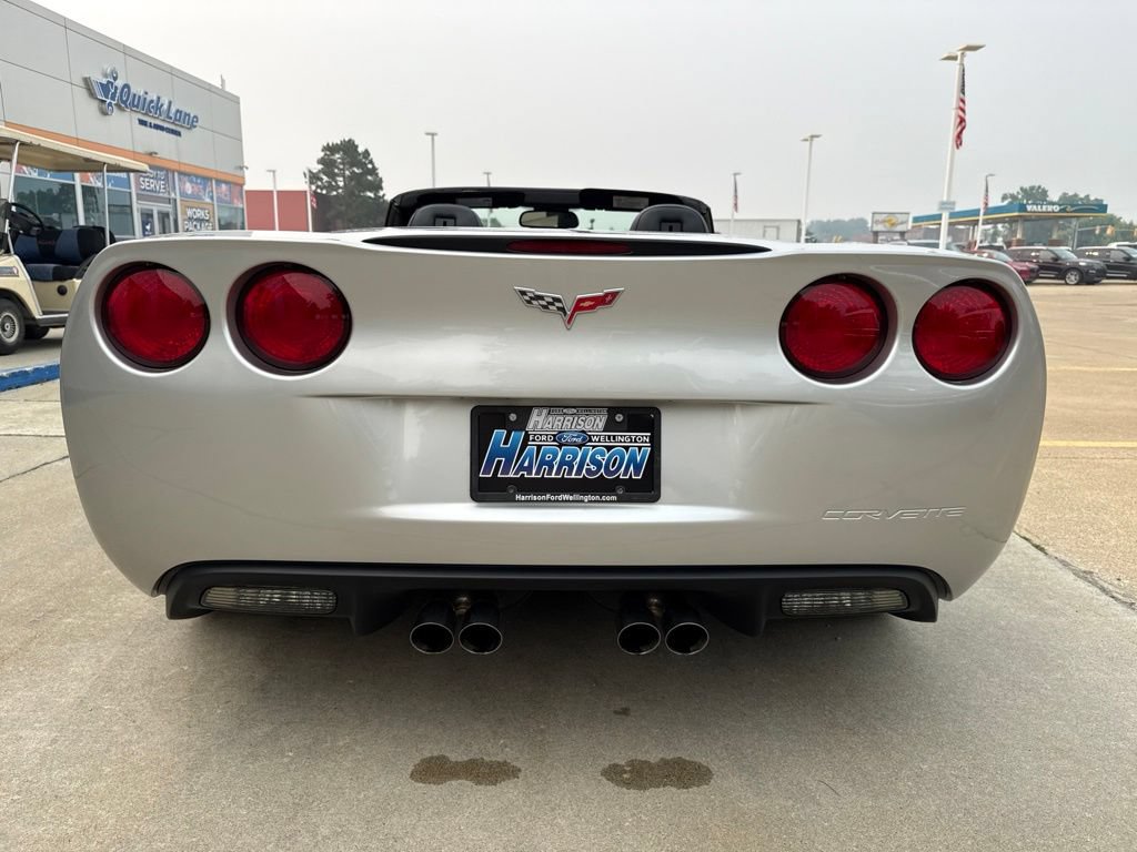Used 2005 Chevrolet Corvette Convertible w/ Preferred Equipment Group RWD image 23