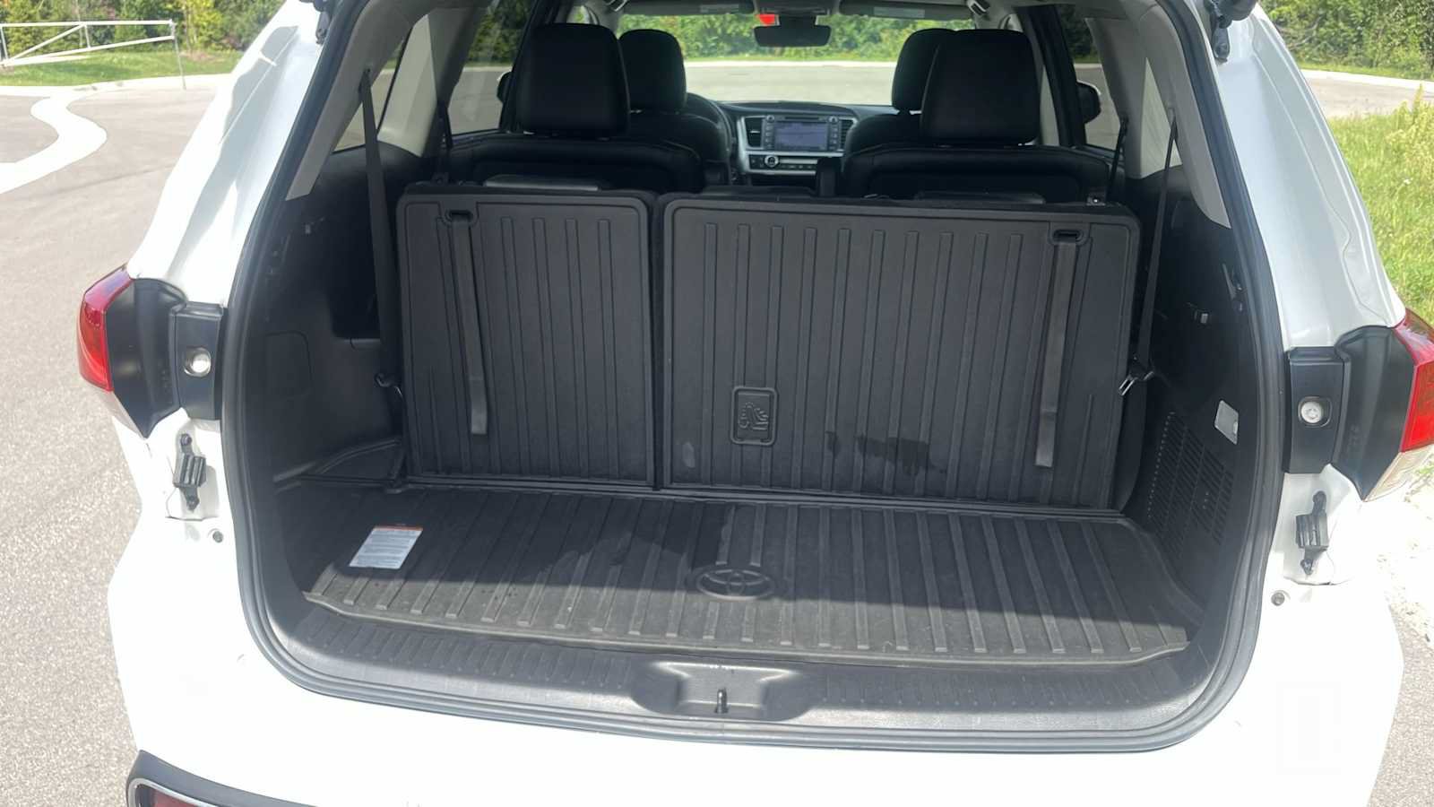 Used 2019 Toyota Highlander Limited AWD/4WD image 51