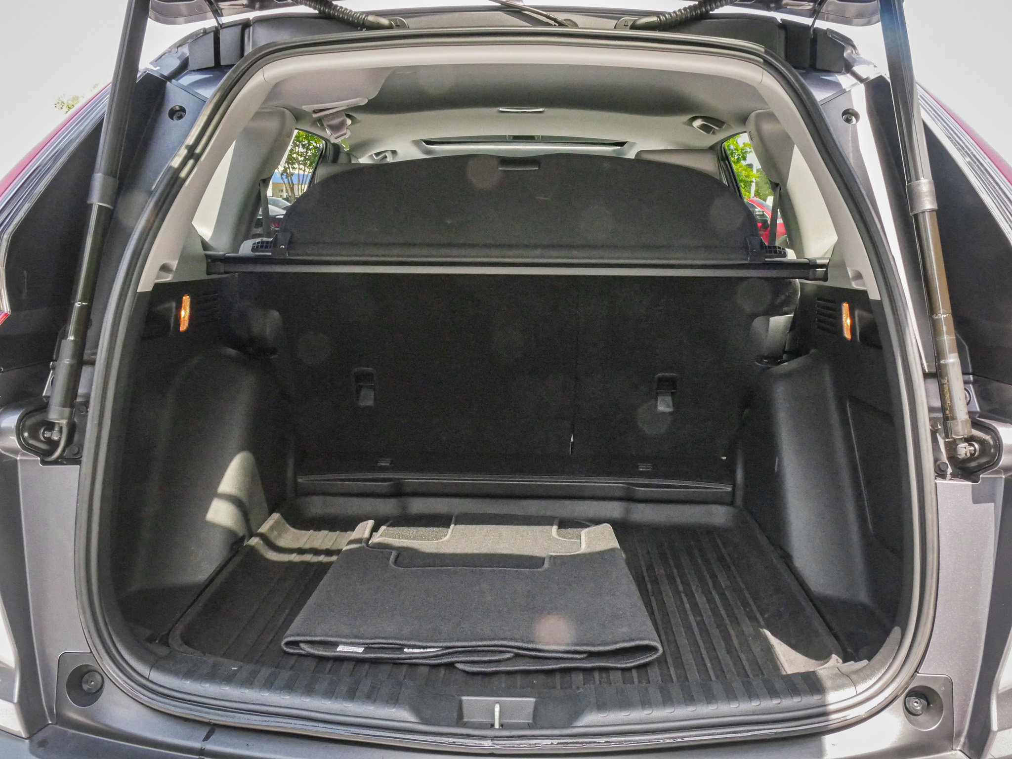Used 2020 Honda CR-V Touring image 32
