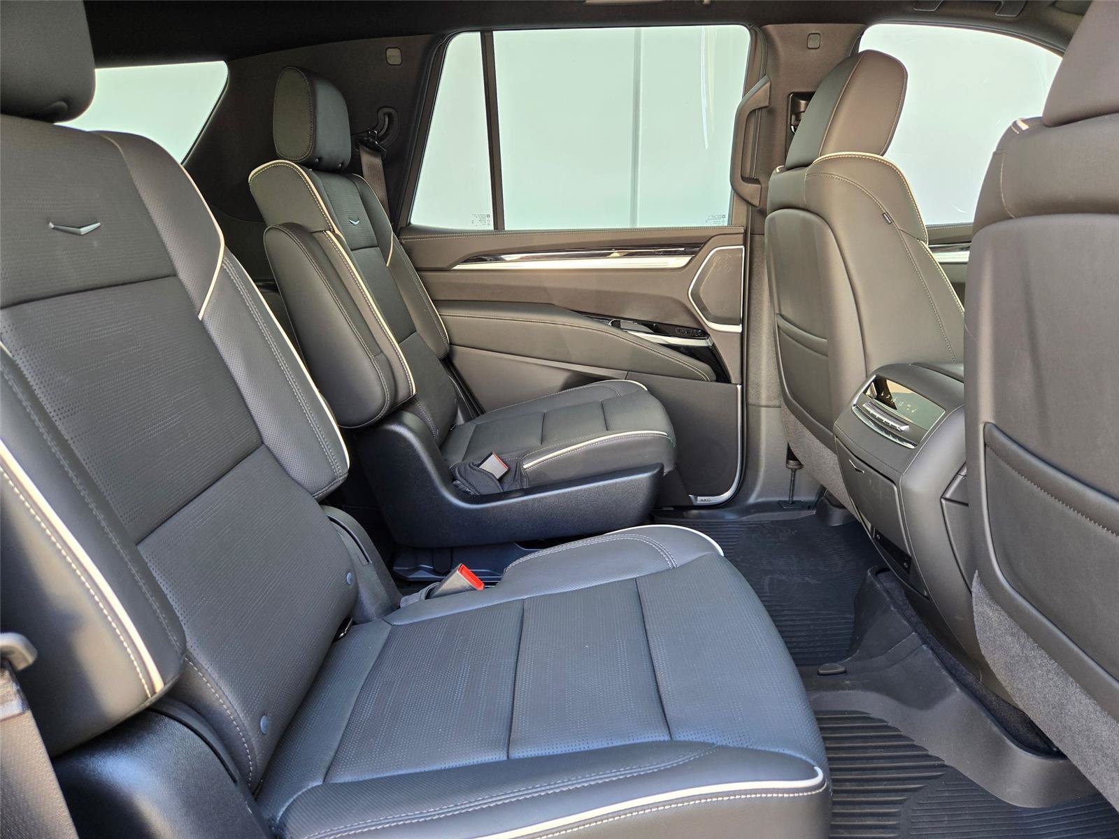 New 2026 Cadillac Escalade Sport w/ Touring Package AWD/4WD image 31