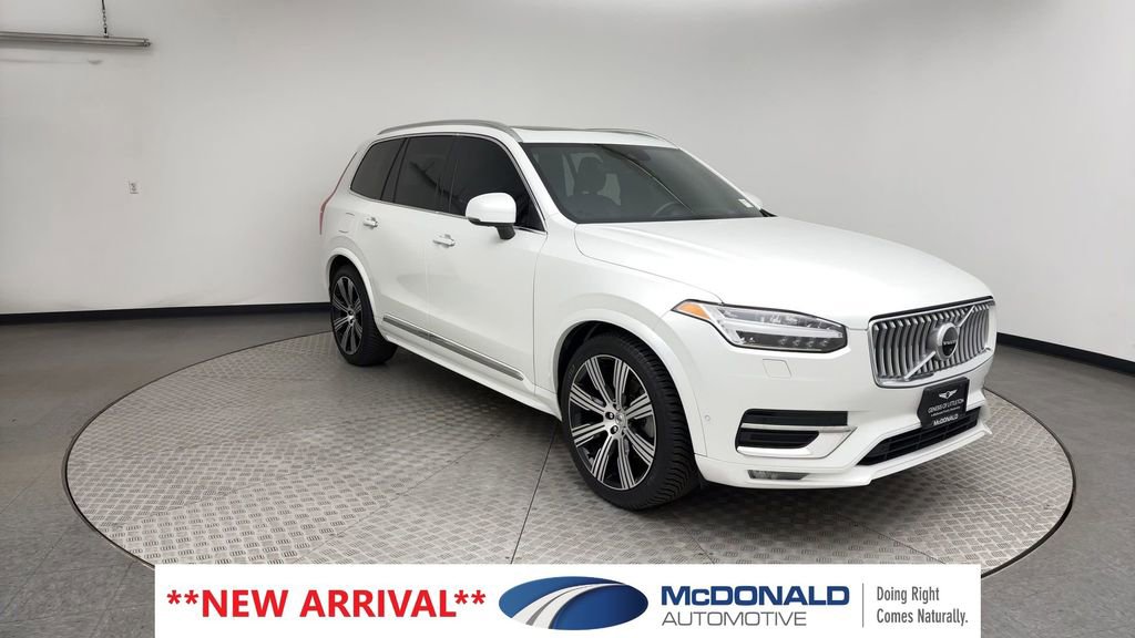Used 2021 Volvo XC90 T6 Inscription w/ Lounge Package AWD/4WD image 8