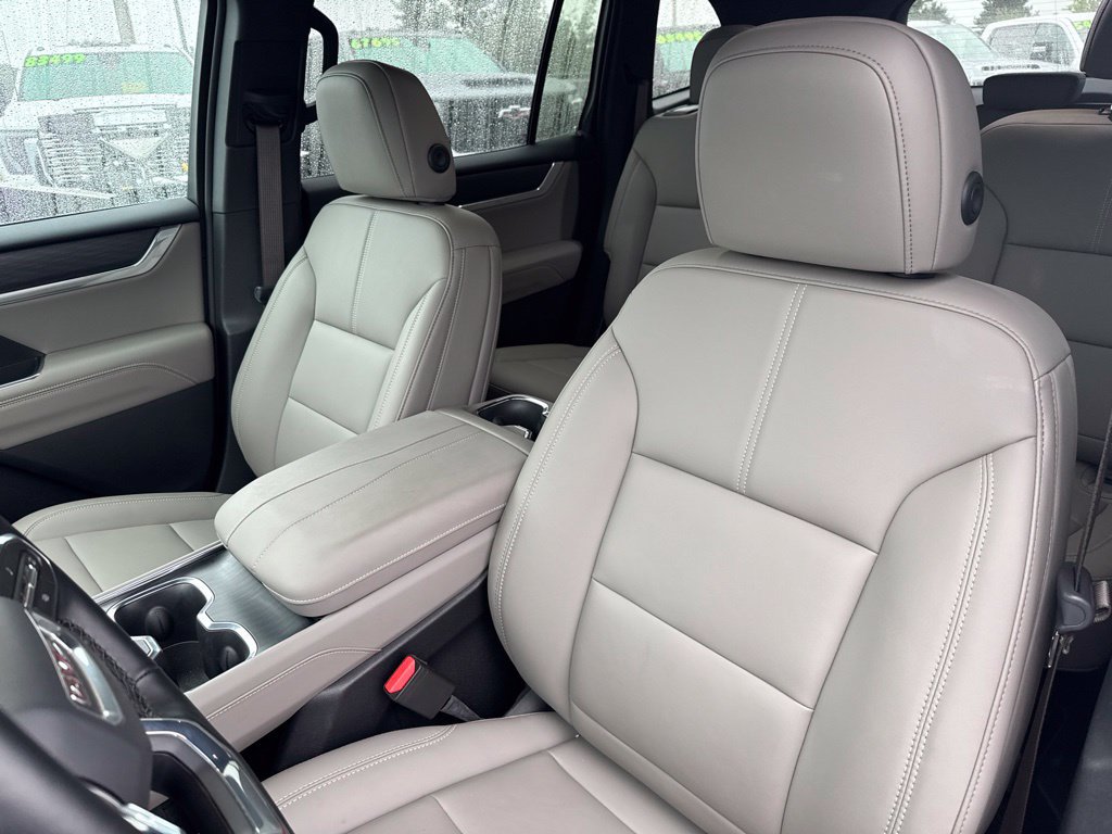 Used 2026 GMC Acadia Elevation w/ Elevation Premium Package AWD/4WD image 20