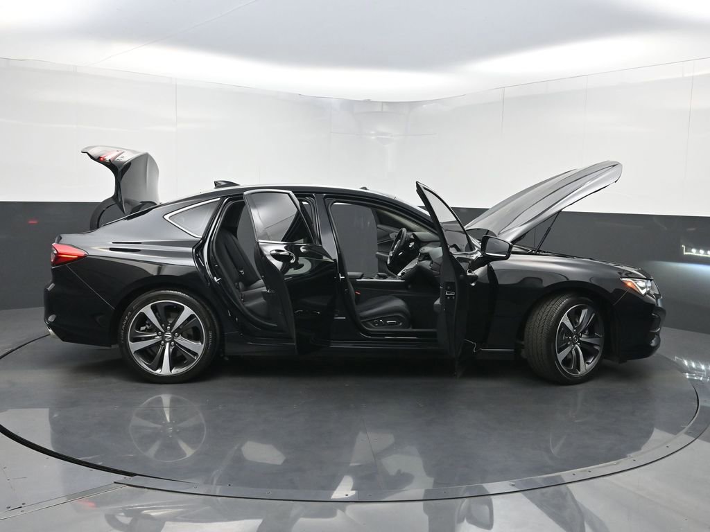 Used 2025 Acura TLX w/ Technology Package FWD image 39