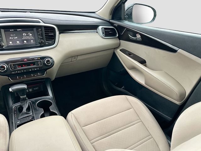 Used 2020 Kia Sorento LX w/ LX I4 Convenience Package image 22
