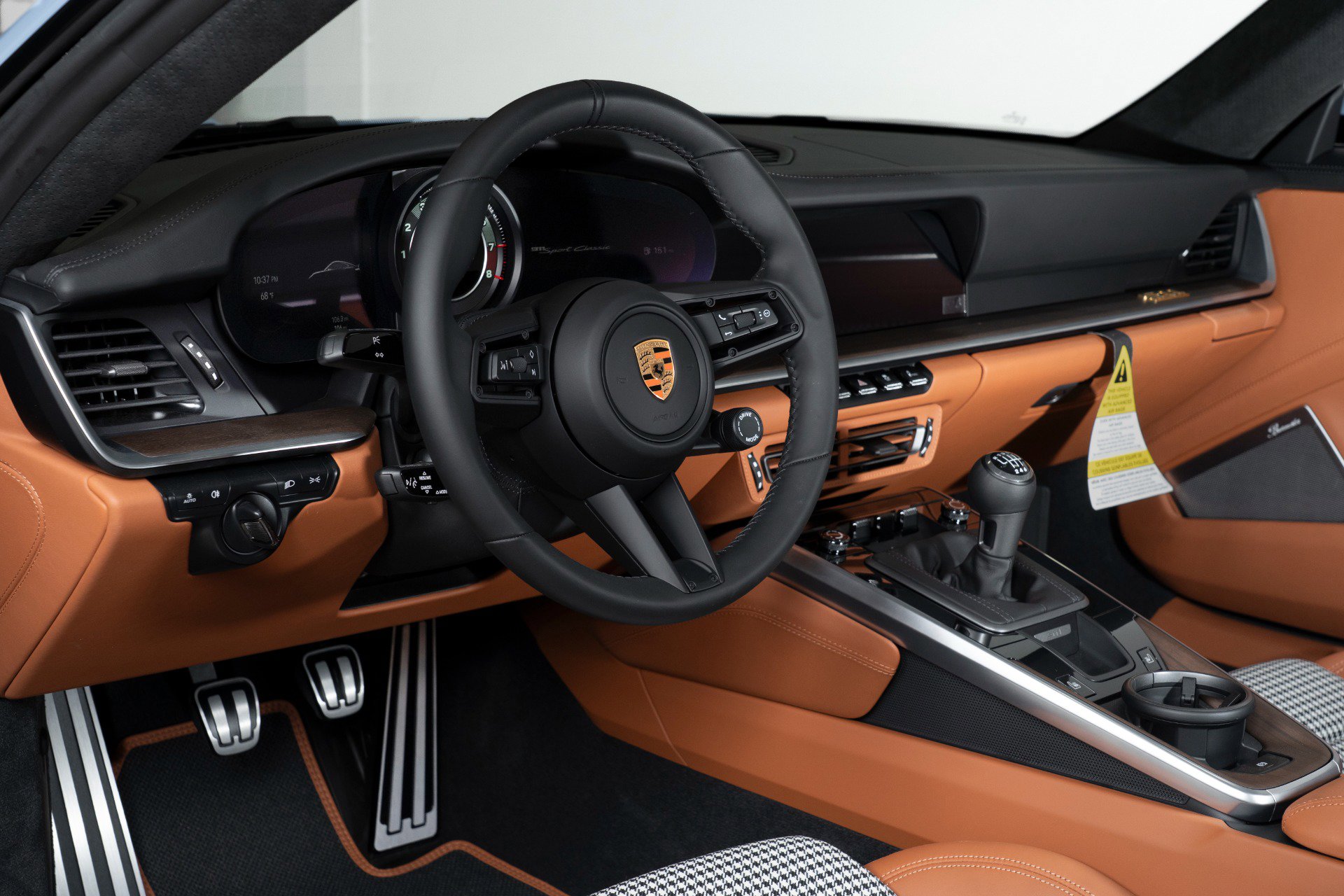 Used 2023 Porsche 911 Sport Classic image 18