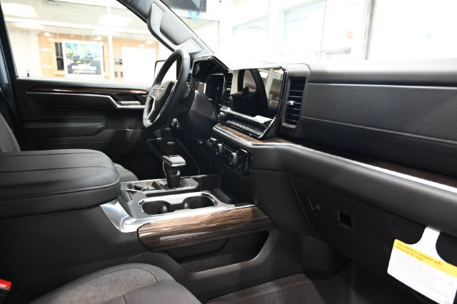 New 2026 Chevrolet Silverado 1500 RST AWD/4WD image 16