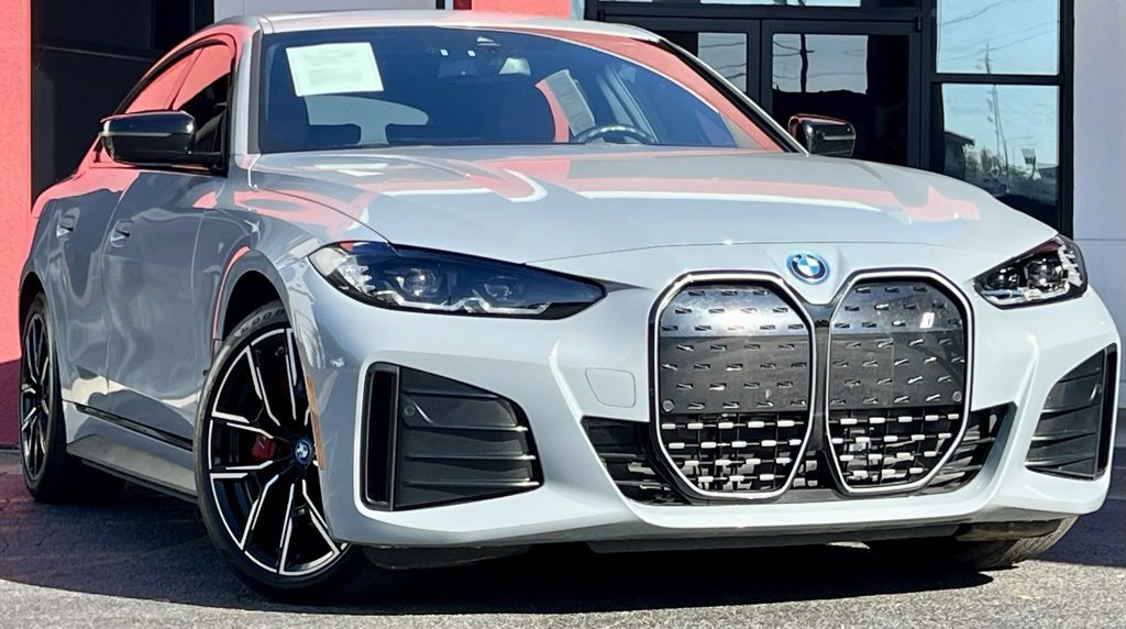 Used 2023 BMW i4 eDrive40 w/ M Sport Package image 10