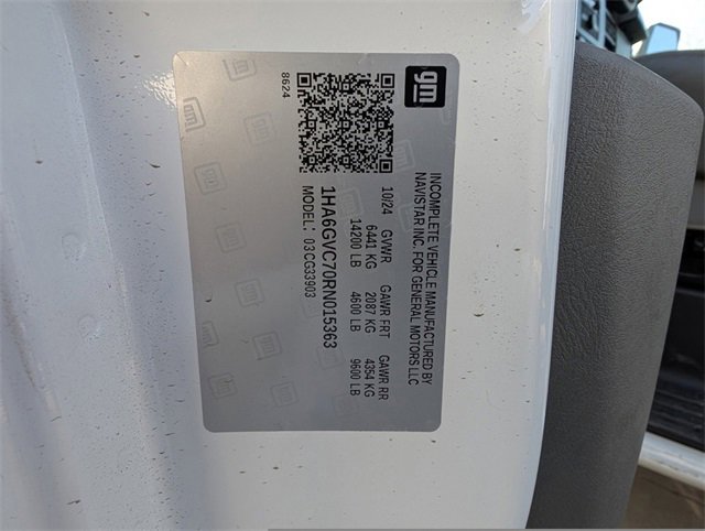 New 2024 Chevrolet Express 4500 Extended w/ Power Convenience Package RWD image 18