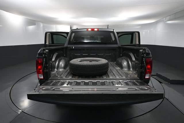 Used 2019 RAM 1500 ST w/ SXT Plus Group AWD/4WD image 30