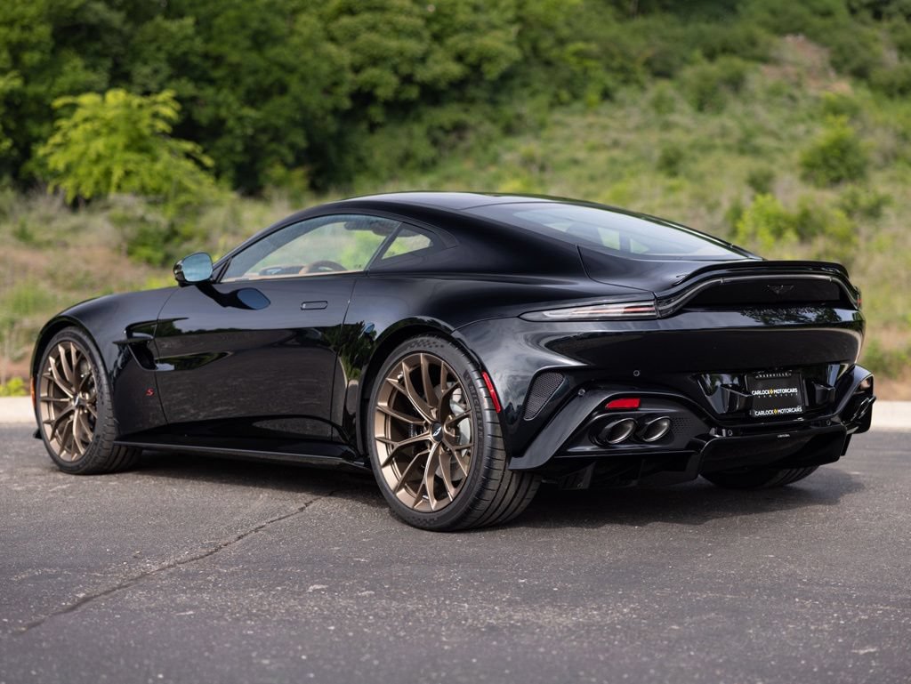 New 2026 Aston Martin V8 Vantage S RWD image 4