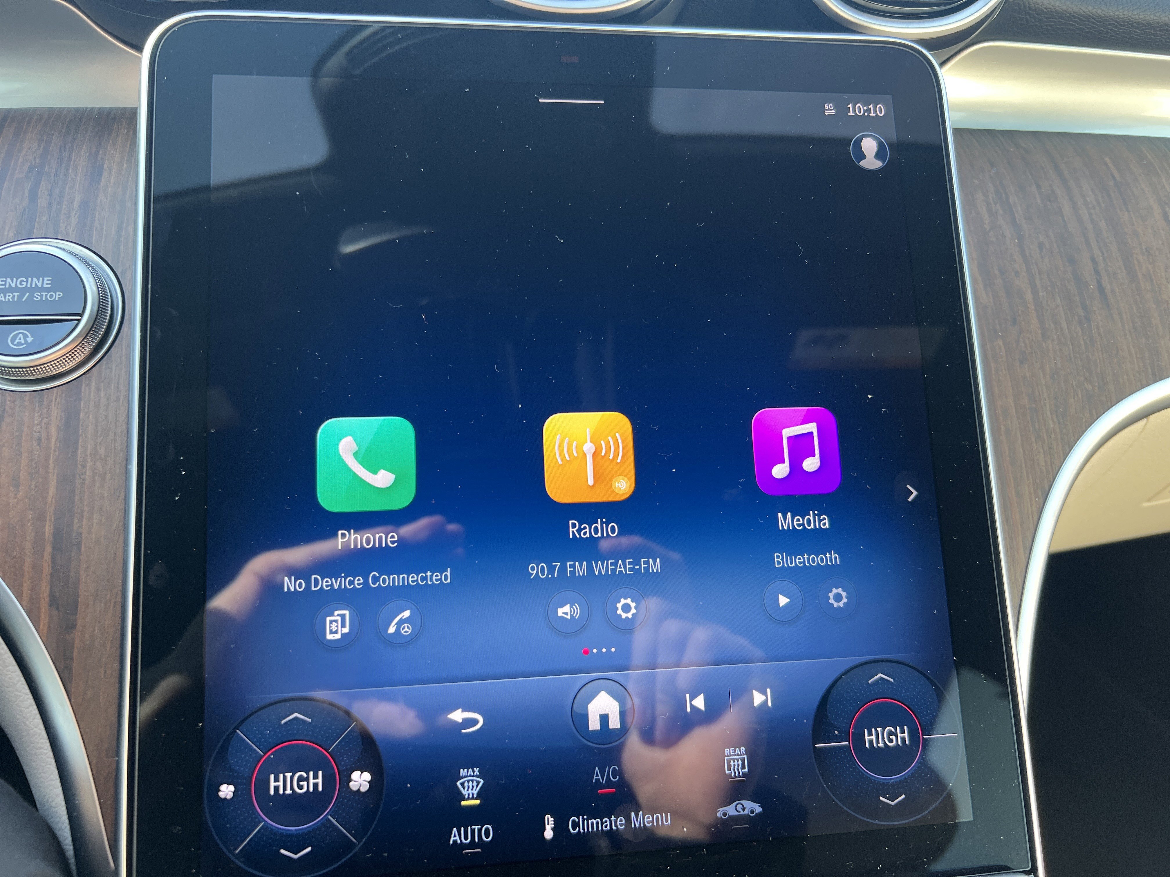 Certified 2025 Mercedes-Benz C 300 4MATIC Sedan image 24