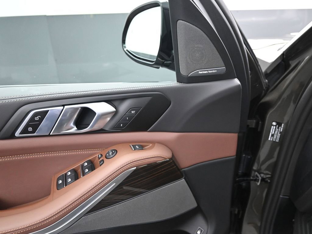 New 2026 BMW X5 xDrive50e AWD/4WD image 14