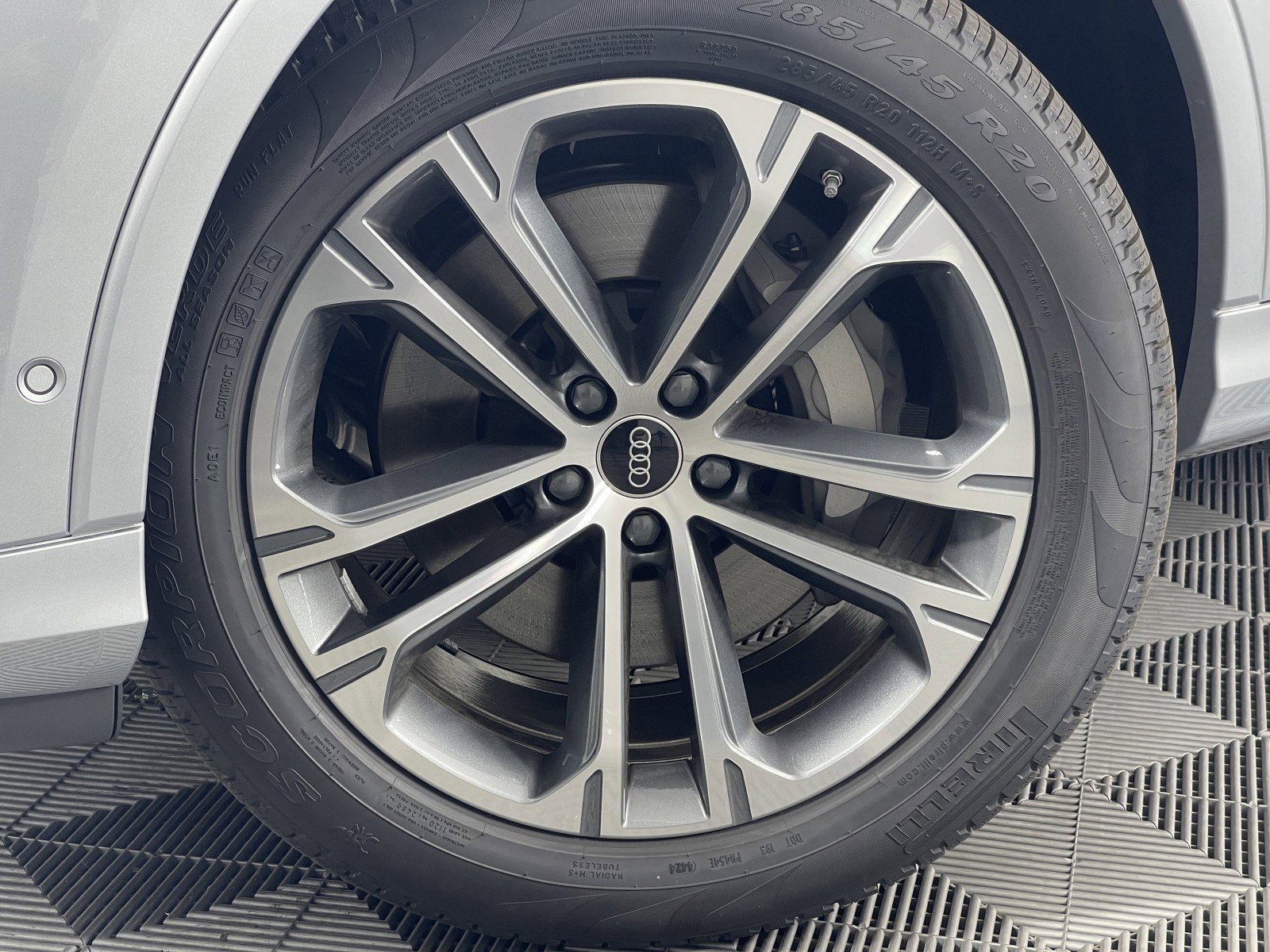 New 2025 Audi Q7 Premium image 5