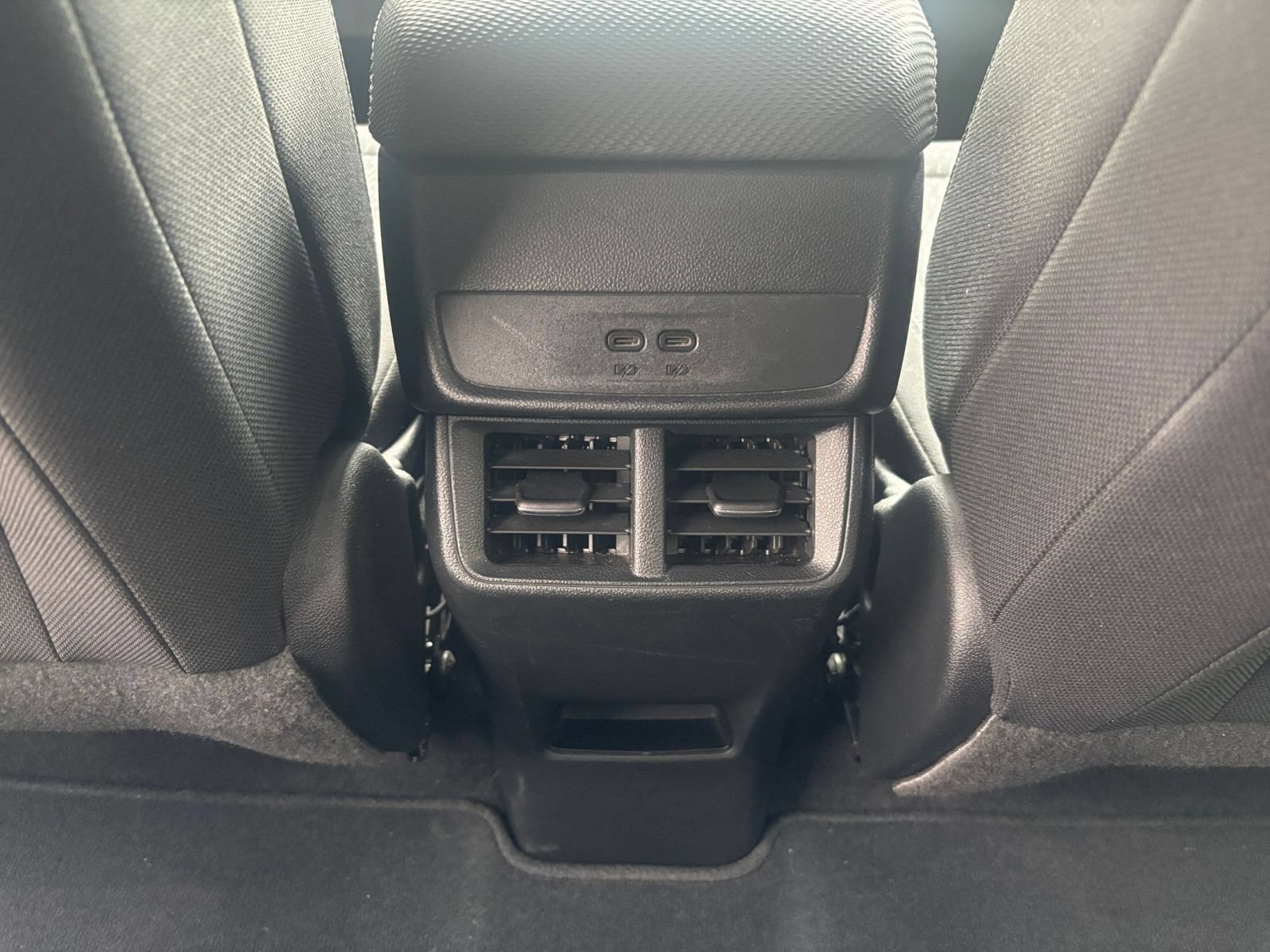 Used 2025 Chevrolet Equinox LT FWD image 22