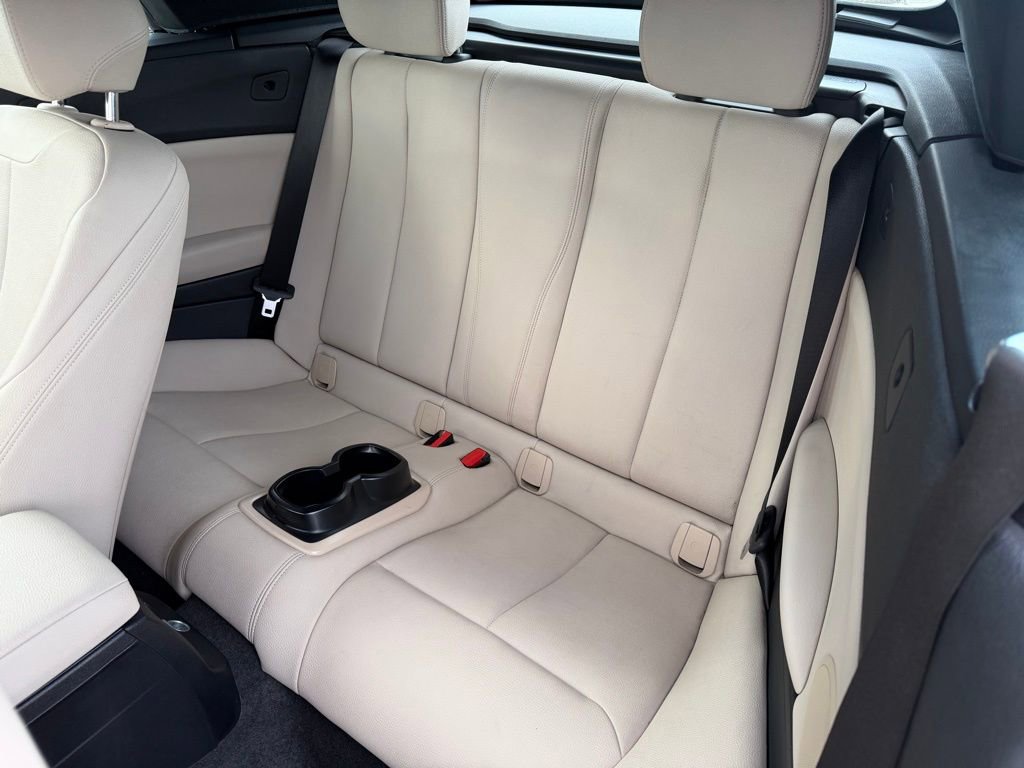Used 2020 BMW 230i xDrive Convertible image 14