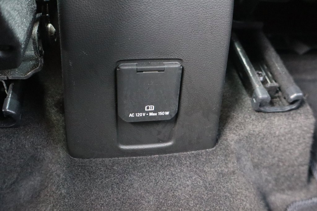 Used 2022 Chevrolet Trax LT w/ LT Convenience Package image 22