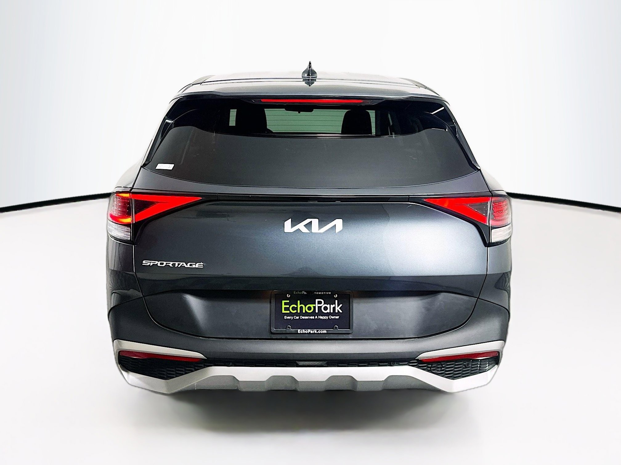 Used 2024 Kia Sportage LX image 7