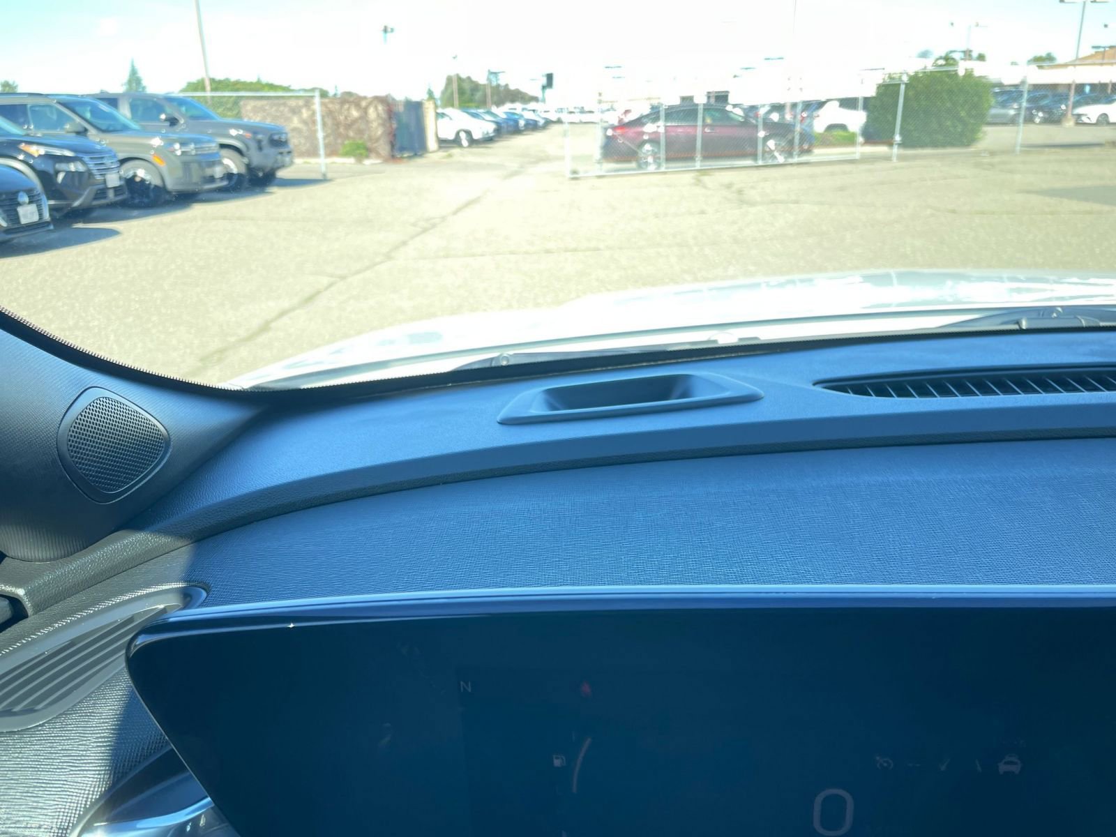 Used 2025 Buick Envista Preferred image 35