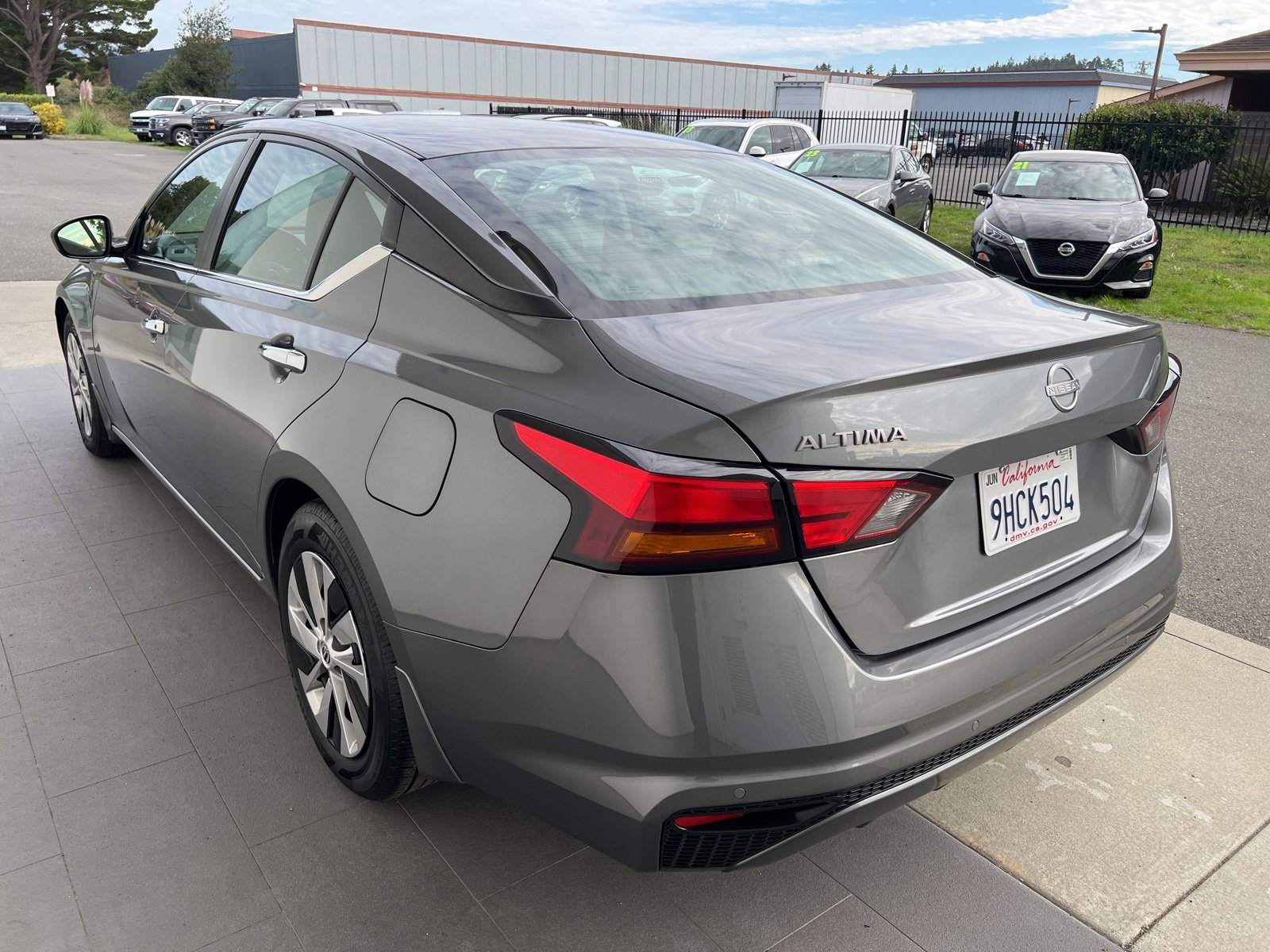 Used 2023 Nissan Altima 2.5 S image 5