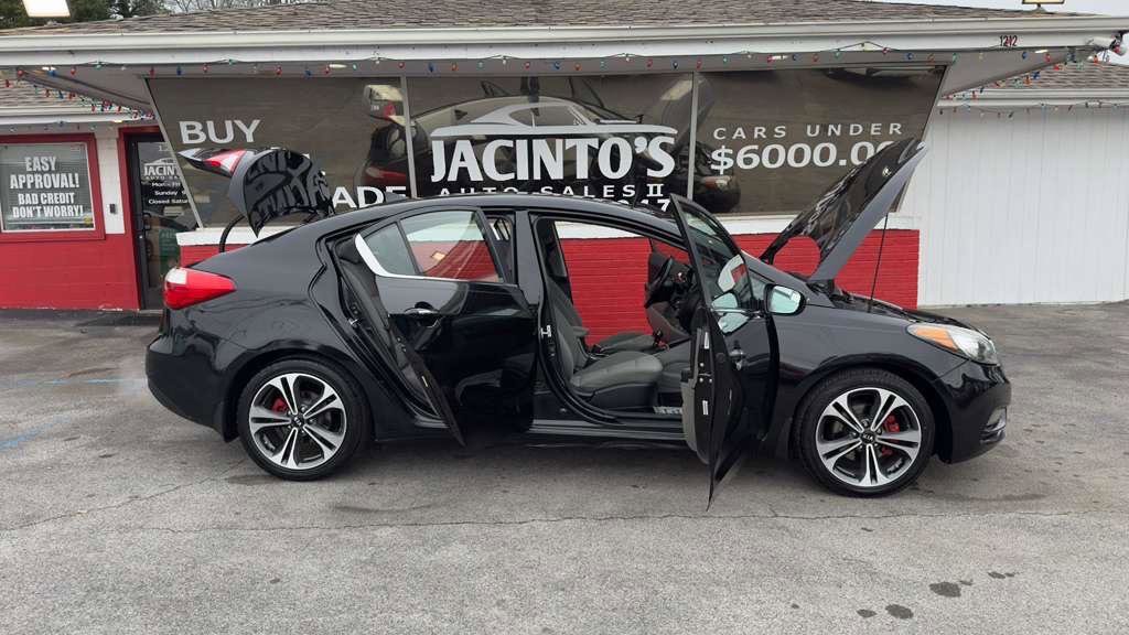 Used 2015 Kia Forte EX w/ UVO Package W/17" Alloys image 19
