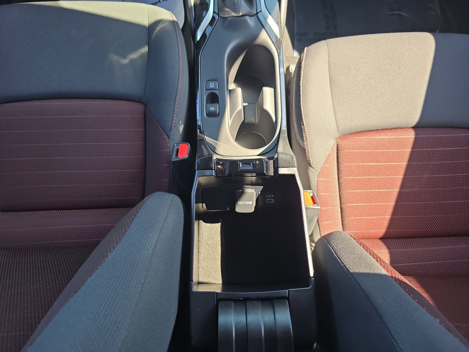 Certified 2025 Toyota Corolla SE w/ Convenience Package FWD image 18