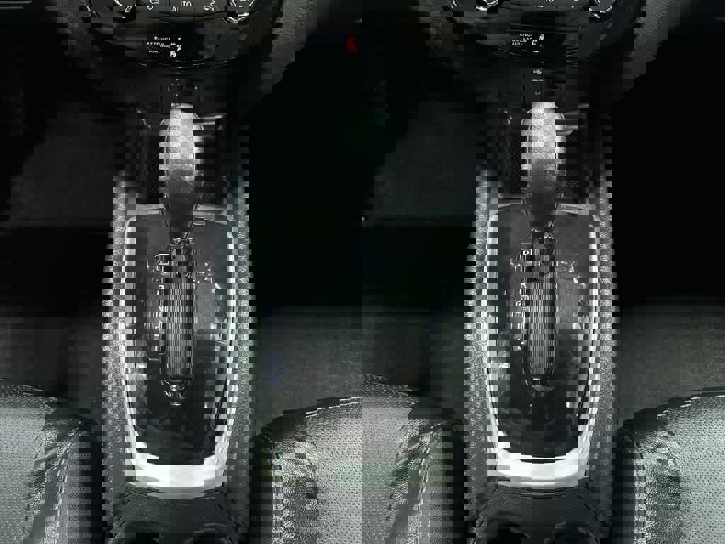 Used 2016 Nissan Rogue SL image 30