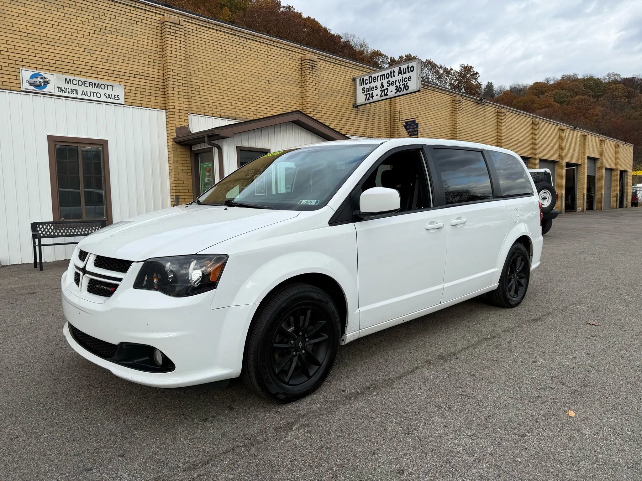 Used 2020 Dodge Grand Caravan GT image 1